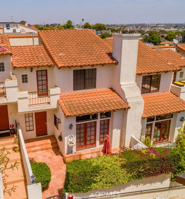 210 Prospect Avenue, Redondo Beach, California 90277, 3 Bedrooms Bedrooms, ,2 BathroomsBathrooms,Residential,Sold,Prospect,SB19105053