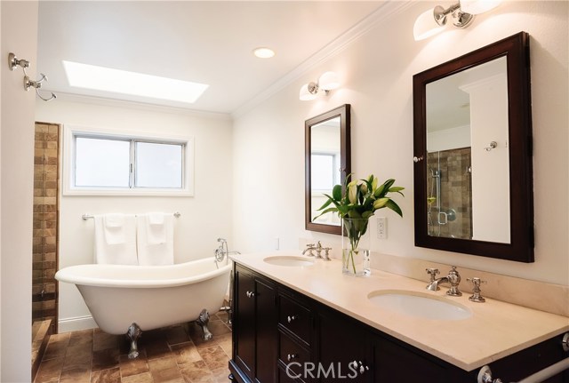 3116 Elm Avenue, Manhattan Beach, California 90266, 3 Bedrooms Bedrooms, ,2 BathroomsBathrooms,Residential,Sold,Elm,SB20160230