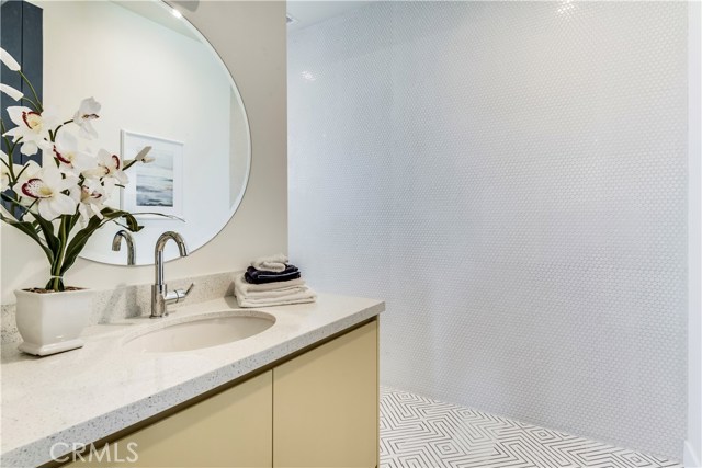 2310 Carnegie Lane, Redondo Beach, California 90278, 4 Bedrooms Bedrooms, ,3 BathroomsBathrooms,Residential,Sold,Carnegie Lane,SB19016903