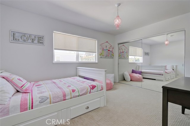 625 26th Street, Manhattan Beach, California 90266, 4 Bedrooms Bedrooms, ,3 BathroomsBathrooms,Residential,Sold,26th,SB19176225