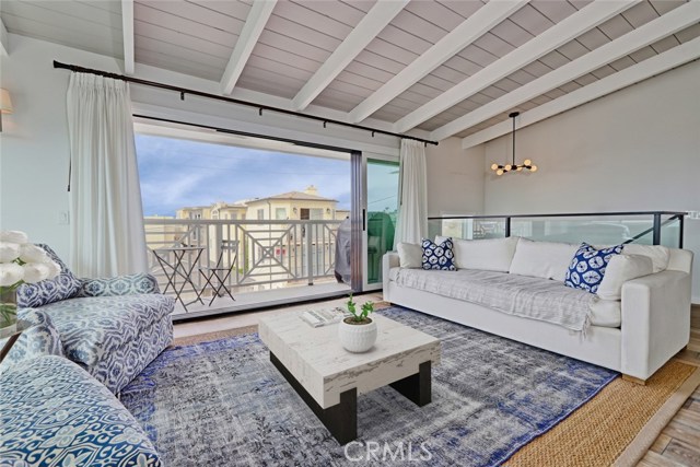 336 34th Street, Hermosa Beach, California 90254, 3 Bedrooms Bedrooms, ,2 BathroomsBathrooms,Residential,Sold,34th,SB18074846