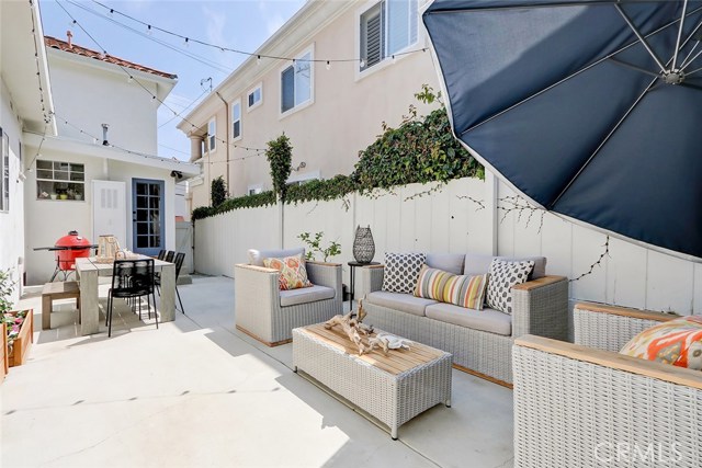 3513 Oak Avenue, Manhattan Beach, California 90266, 3 Bedrooms Bedrooms, ,1 BathroomBathrooms,Residential,Sold,Oak,SB20182757