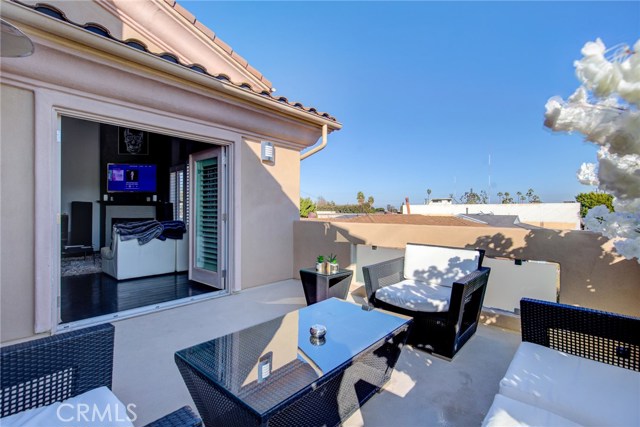 2803 190th Street, Redondo Beach, California 90278, 3 Bedrooms Bedrooms, ,3 BathroomsBathrooms,Residential,Sold,190th,SB20248119