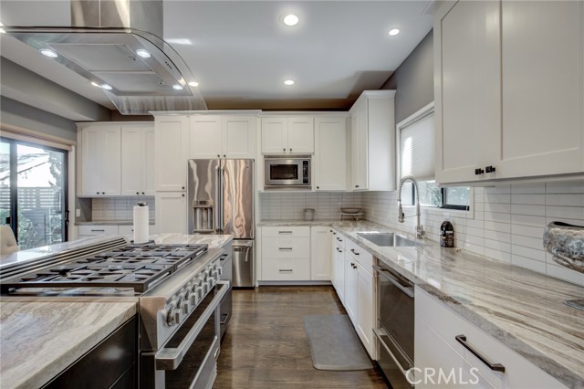 1918 Ruhland Avenue, Redondo Beach, California 90278, 3 Bedrooms Bedrooms, ,3 BathroomsBathrooms,Residential,Sold,Ruhland,SB20082368
