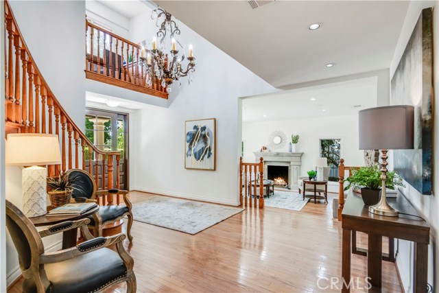 Welcoming two-story entry