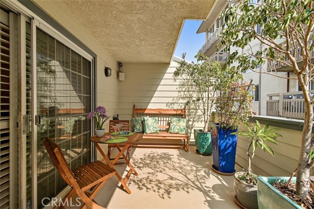 208 Catalina Avenue, Redondo Beach, California 90277, 3 Bedrooms Bedrooms, ,2 BathroomsBathrooms,Residential,Sold,Catalina,SB20172494