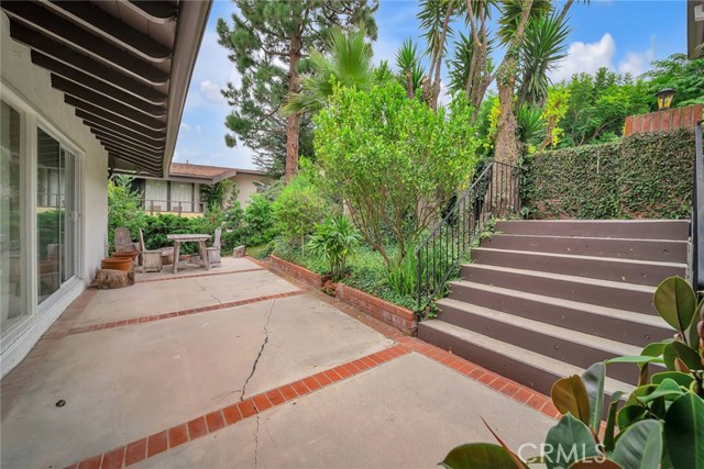 2221 Via Cerritos, Palos Verdes Estates, California 90274, 4 Bedrooms Bedrooms, ,3 BathroomsBathrooms,Residential,Sold,Via Cerritos,SB20192533