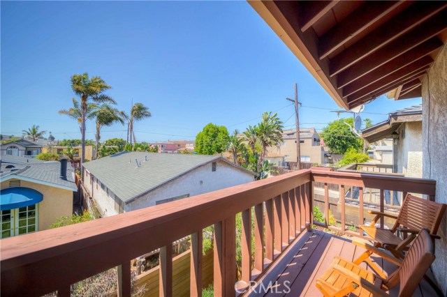 1525 Wollacott Street, Redondo Beach, California 90278, 3 Bedrooms Bedrooms, ,2 BathroomsBathrooms,Residential,Sold,Wollacott,SB19203035