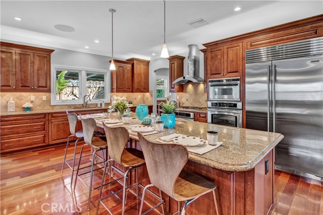 Photo of 296 E Bay Street, Costa Mesa, CA 92627