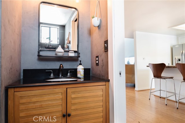 842 1st Street, Hermosa Beach, California 90254, 2 Bedrooms Bedrooms, ,3 BathroomsBathrooms,Residential,Sold,1st,SB20131143