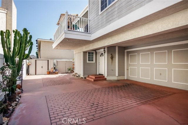 2612 Gates Avenue, Redondo Beach, California 90278, 2 Bedrooms Bedrooms, ,2 BathroomsBathrooms,Residential,Sold,Gates,SB17171048