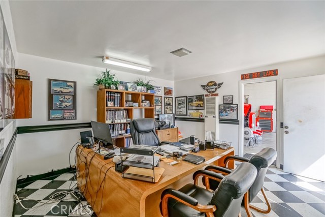 Holt, 91762, ,Commercial,For Sale,Holt,CV20143523