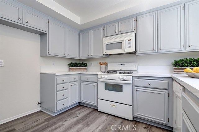 1916 Rockefeller Lane, Redondo Beach, California 90278, 3 Bedrooms Bedrooms, ,2 BathroomsBathrooms,Residential,Sold,Rockefeller,SB20073261