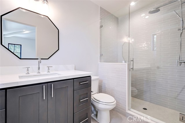 1400 17th Street, Manhattan Beach, California 90266, 5 Bedrooms Bedrooms, ,3 BathroomsBathrooms,Residential,Sold,17th,SB21193120