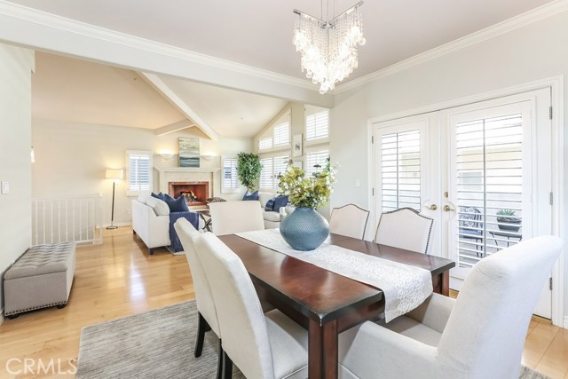 707 Juanita Avenue, Redondo Beach, California 90277, 4 Bedrooms Bedrooms, ,4 BathroomsBathrooms,Residential,Sold,Juanita,SB18032278