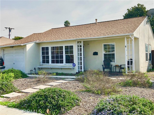 2402 W Reeve St, Compton, CA 90220 2 Beds 1 Baths