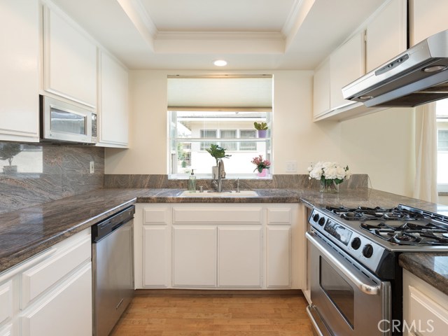 2019 Rockefeller Lane, Redondo Beach, California 90278, 3 Bedrooms Bedrooms, ,2 BathroomsBathrooms,Residential,Sold,Rockefeller,SB18210928