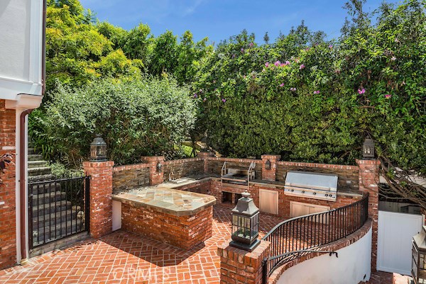 1409 Via Arco, Palos Verdes Estates, California 90274, 5 Bedrooms Bedrooms, ,2 BathroomsBathrooms,Residential,Sold,Via Arco,PV17174112