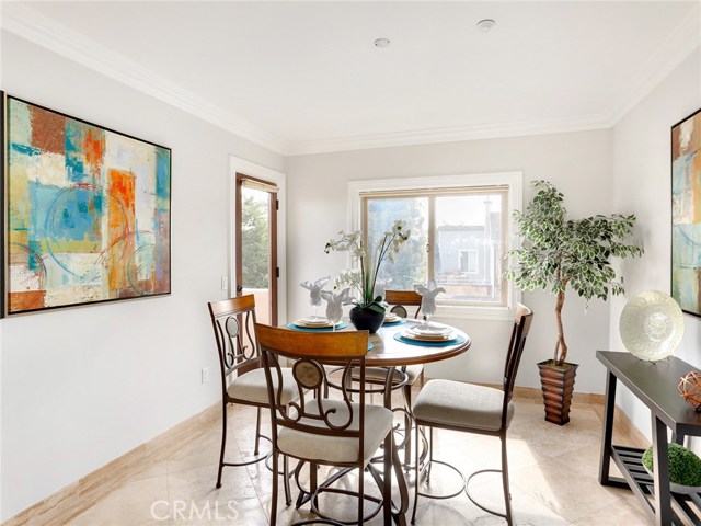 512 Juanita Avenue, Redondo Beach, California 90277, 3 Bedrooms Bedrooms, ,3 BathroomsBathrooms,Residential,Sold,Juanita,SB17222530