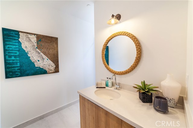2313 Carnegie Lane, Redondo Beach, California 90278, 4 Bedrooms Bedrooms, ,3 BathroomsBathrooms,Residential,Sold,Carnegie,SB19138733