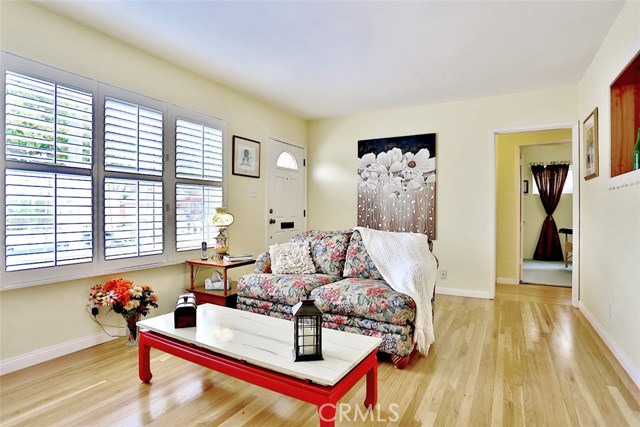 Gorgeous hard wood floors