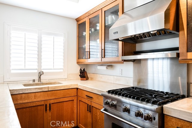 606 Guadalupe Avenue, Redondo Beach, California 90277, 2 Bedrooms Bedrooms, ,Residential,Sold,Guadalupe,PV18085371