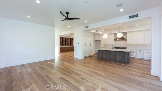 1018 Avenue A, Redondo Beach, California 90277, 6 Bedrooms Bedrooms, ,6 BathroomsBathrooms,Residential,Sold,Avenue A,PV20118056