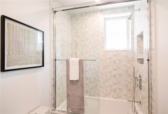 705 Crest Drive, Manhattan Beach, California 90266, 5 Bedrooms Bedrooms, ,2 BathroomsBathrooms,Residential,Sold,Crest,SB20098855