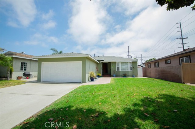 2702 Spreckels Lane, Redondo Beach, California 90278, 3 Bedrooms Bedrooms, ,1 BathroomBathrooms,Residential,Sold,Spreckels,PV20124448