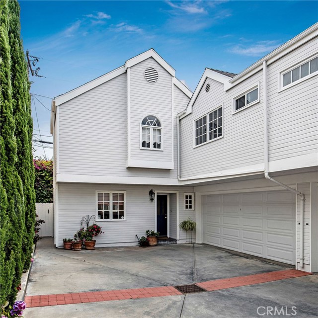 2004 Manhattan Beach Boulevard, Redondo Beach, California 90278, 3 Bedrooms Bedrooms, ,3 BathroomsBathrooms,Residential,Sold,Manhattan Beach,SB19138575