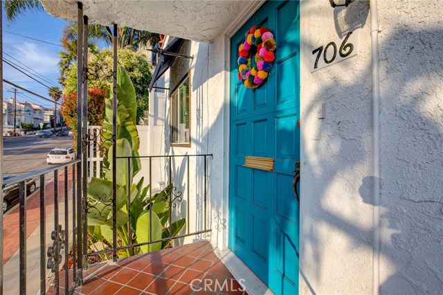 706 Beryl Street, Redondo Beach, California 90277, 2 Bedrooms Bedrooms, ,1 BathroomBathrooms,Residential,Sold,Beryl,SB19165905