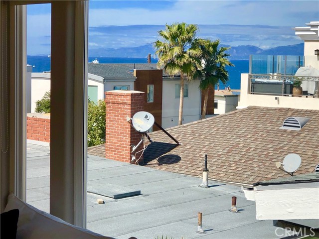 Finally got a picture on a sunny day!  Ocean and Mountain views from window