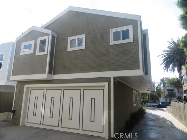 202 Helberta Avenue, Redondo Beach, California 90277, 3 Bedrooms Bedrooms, ,2 BathroomsBathrooms,Residential,Sold,Helberta,SB17212685