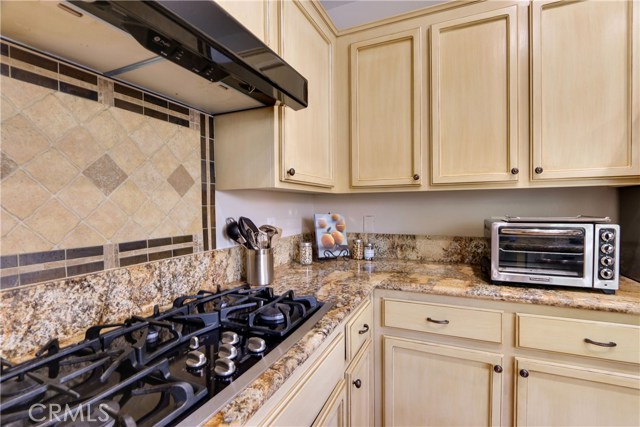 712 Beryl Street, Redondo Beach, California 90277, 4 Bedrooms Bedrooms, ,2 BathroomsBathrooms,Residential,Sold,Beryl,SB18099904