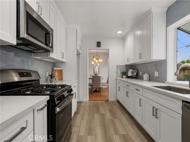 2 Bed Home for Sale in Van Nuys, California