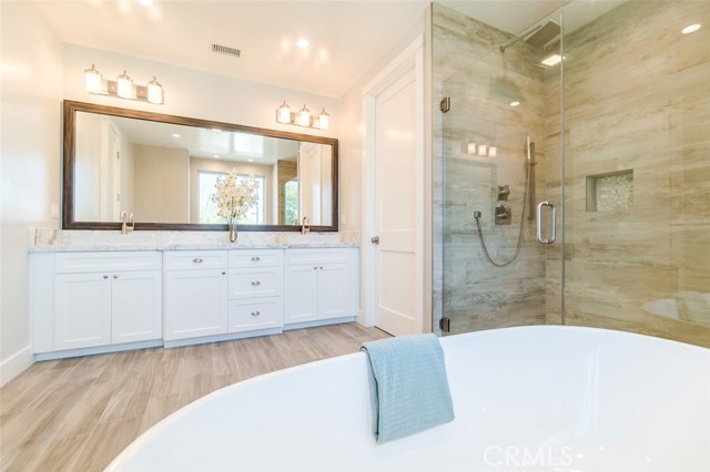 2200 Harkness Street, Manhattan Beach, California 90266, 5 Bedrooms Bedrooms, ,4 BathroomsBathrooms,Residential,Sold,Harkness,SB18090113