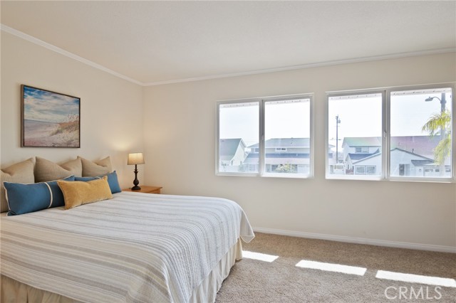 505 Faye Lane, Redondo Beach, California 90277, 4 Bedrooms Bedrooms, ,2 BathroomsBathrooms,Residential,Sold,Faye,SB21095794