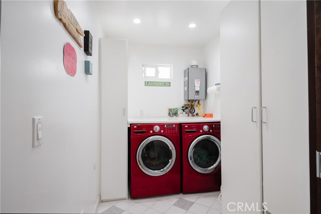 462 27th Street, Manhattan Beach, California 90266, 3 Bedrooms Bedrooms, ,2 BathroomsBathrooms,Residential,Sold,27th,SB20201304
