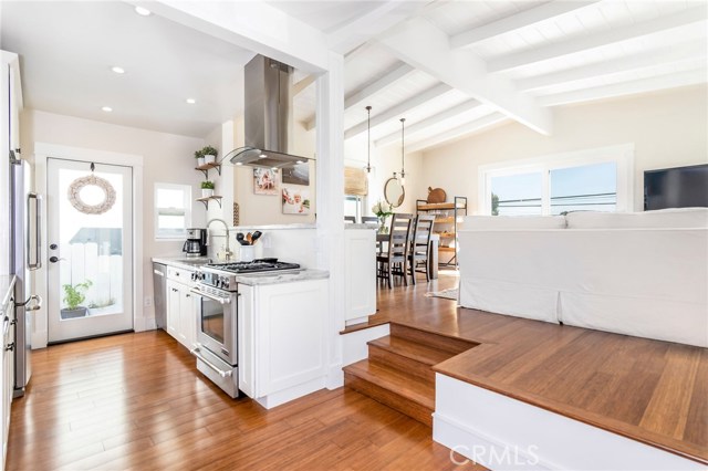 1723 Axenty Way, Redondo Beach, California 90278, 3 Bedrooms Bedrooms, ,1 BathroomBathrooms,Residential,Sold,Axenty,SB18246740