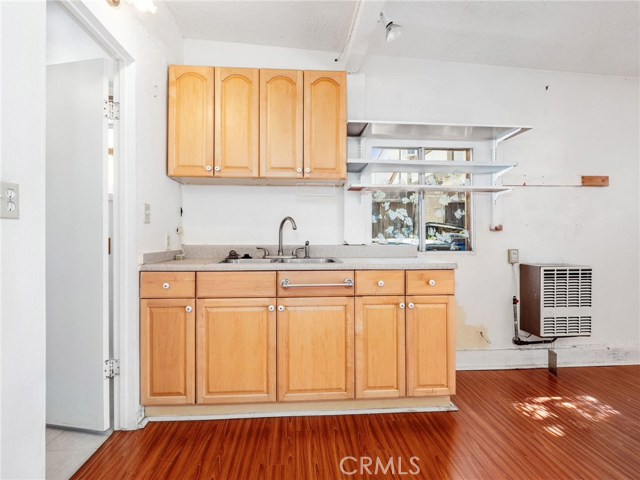 117 Helberta Avenue, Redondo Beach, California 90277, 4 Bedrooms Bedrooms, ,4 BathroomsBathrooms,Residential,Sold,Helberta,SB20097493