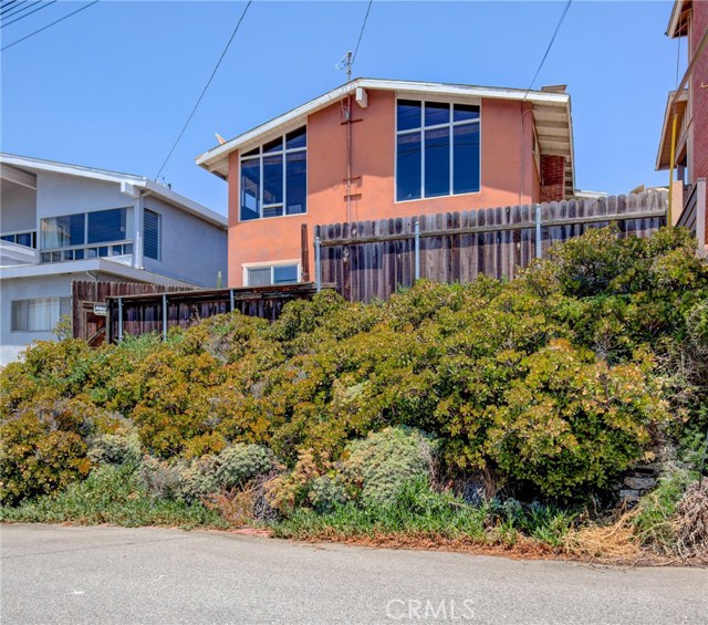 1965 Manhattan Avenue, Hermosa Beach, California 90254, 3 Bedrooms Bedrooms, ,2 BathroomsBathrooms,Residential,Sold,Manhattan,SB20021506