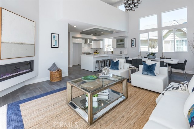 2415 Rockefeller Lane, Redondo Beach, California 90278, 4 Bedrooms Bedrooms, ,4 BathroomsBathrooms,Residential,Sold,Rockefeller,PV18200418