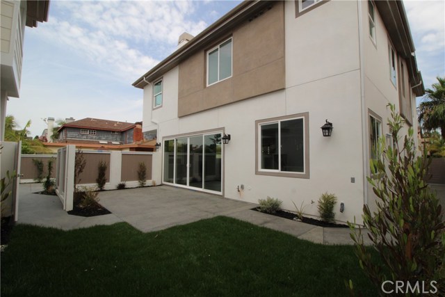 2206 WARFIELD Avenue, Redondo Beach, California 90278, 4 Bedrooms Bedrooms, ,3 BathroomsBathrooms,Residential,Sold,WARFIELD,SB18166221