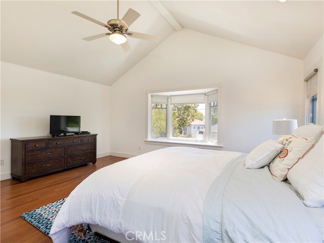 2713 Oak Avenue, Manhattan Beach, California 90266, 4 Bedrooms Bedrooms, ,2 BathroomsBathrooms,Residential,Sold,Oak,SB19125153