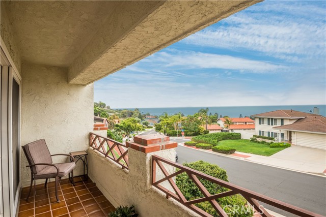 30338 Via Borica, Rancho Palos Verdes, California 90275, 4 Bedrooms Bedrooms, ,2 BathroomsBathrooms,Residential,Sold,Via Borica,PV21177118