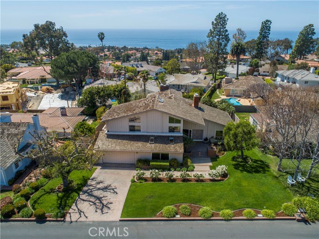 1633 Via Machado, Palos Verdes Estates, California 90274, 4 Bedrooms Bedrooms, ,1 BathroomBathrooms,Residential,Sold,Via Machado,PV19040752