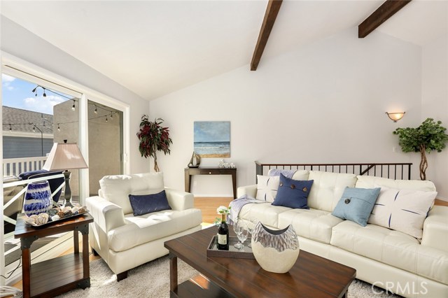 710 Guadalupe Avenue, Redondo Beach, California 90277, 2 Bedrooms Bedrooms, ,1 BathroomBathrooms,Residential,Sold,Guadalupe,SB18012304