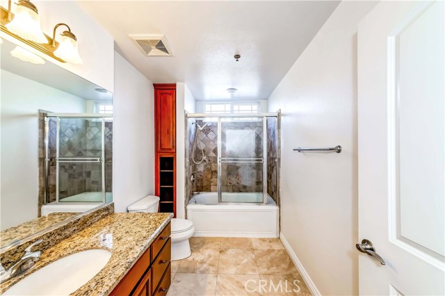 3 Bed Home for Sale in Los Angeles, California