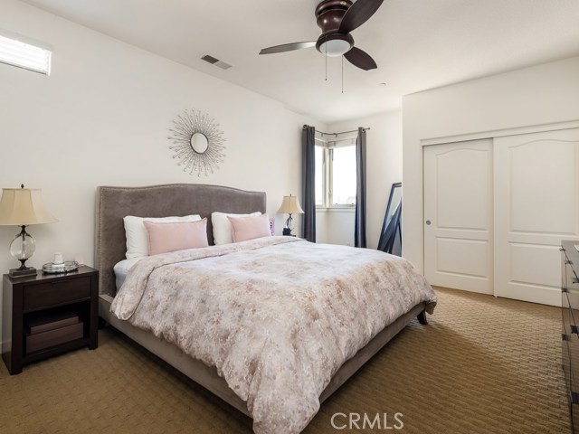 2 Bed Home for Sale in Hawthorne, California