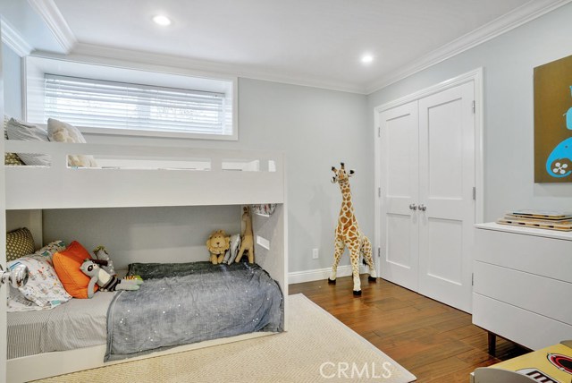 2300 Poinsettia Avenue, Manhattan Beach, California 90266, 4 Bedrooms Bedrooms, ,3 BathroomsBathrooms,Residential,Sold,Poinsettia,SB17106769